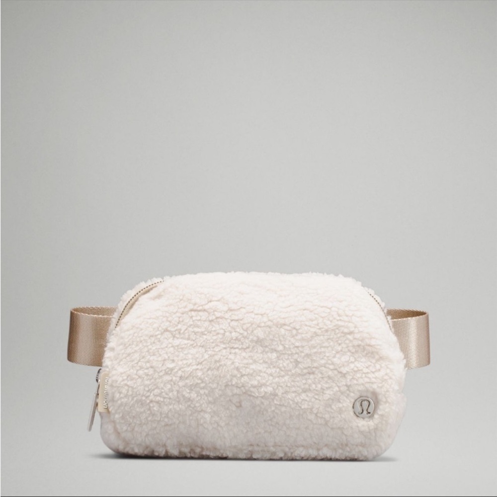 Cream Fleece Wear Everywear Lululemon Bag